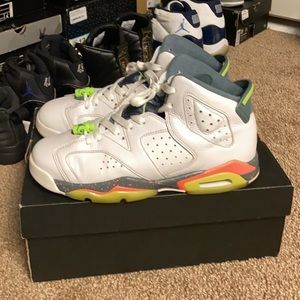Jordan Bright Mango 6s